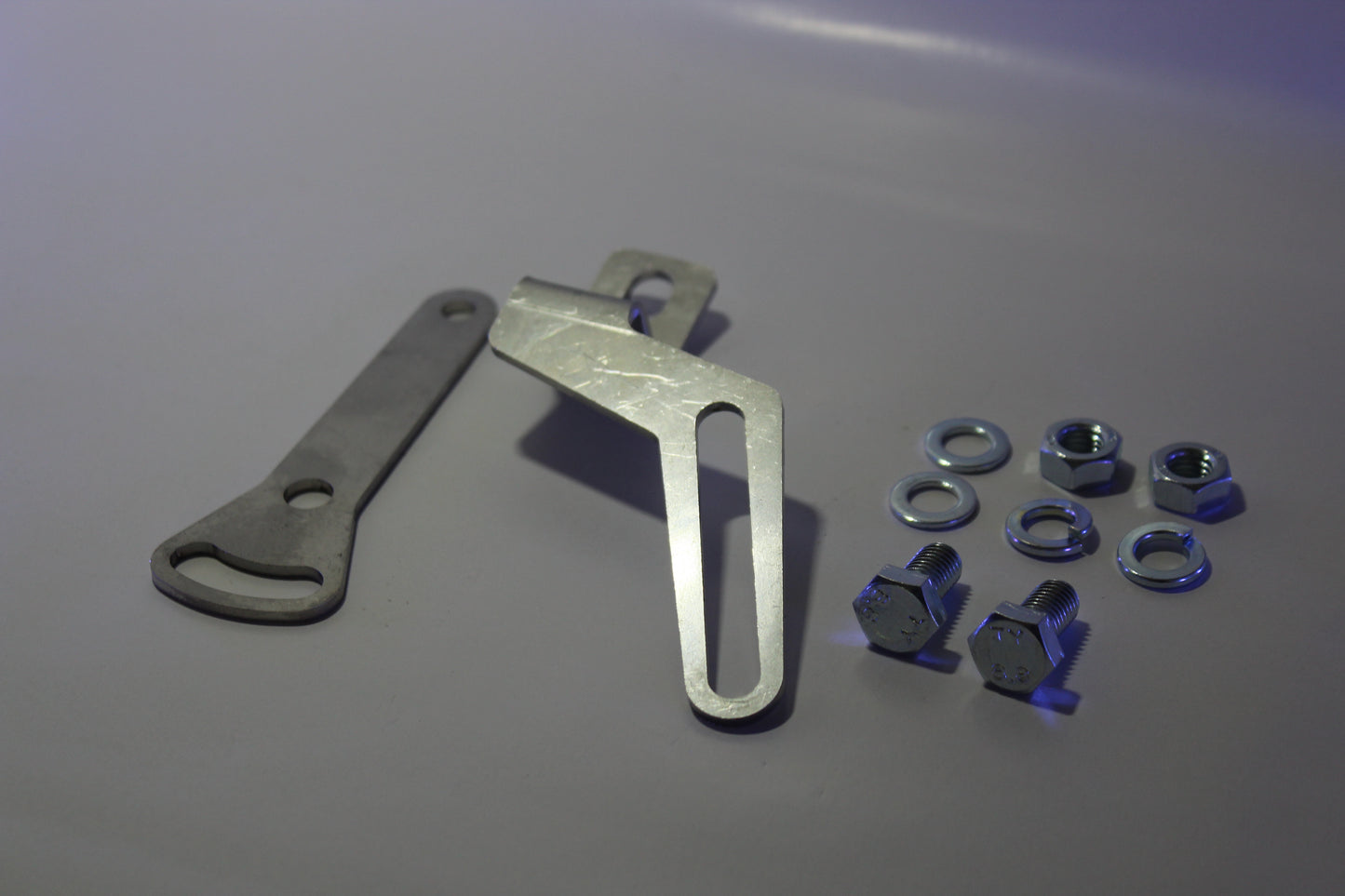 Auspuffhalter_unten_schraeg