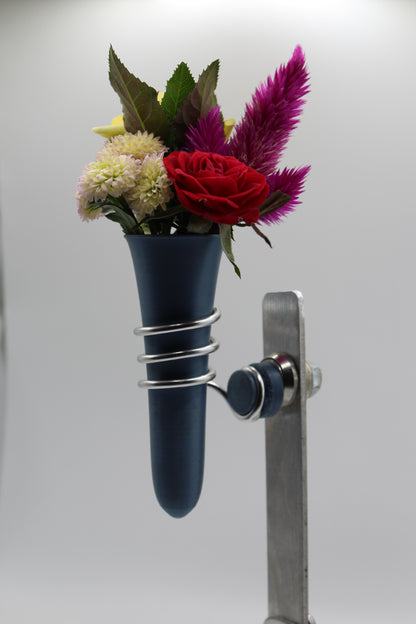 Magnetische Oldtimer-Vase für Trabant, Wartburg & Barkas – Handgemacht in Deutschland