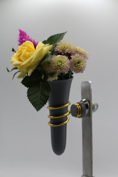 Magnetische Oldtimer-Vase für Trabant, Wartburg & Barkas – Handgemacht in Deutschland