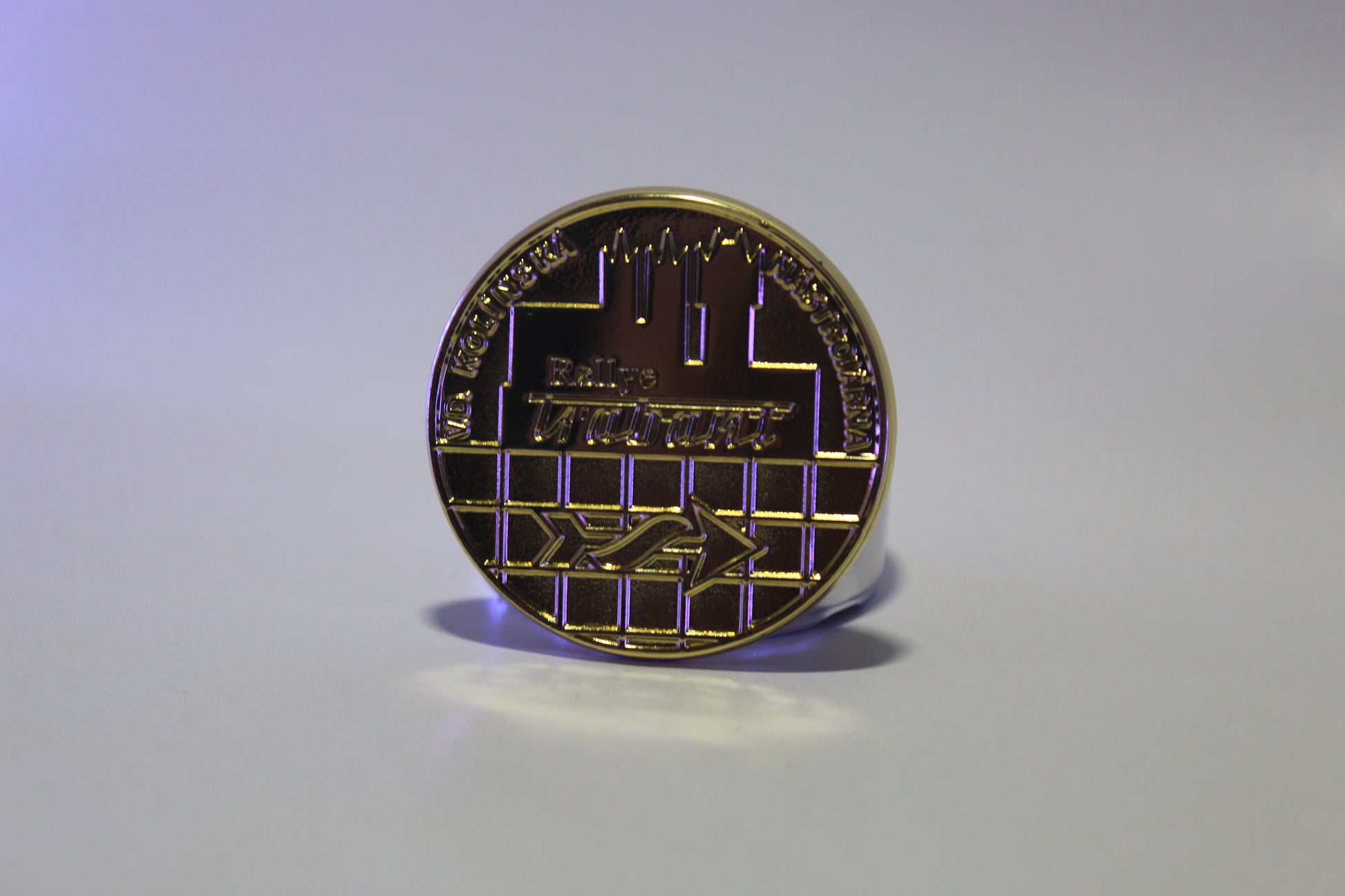 Rallye_lenkrad_plakette_gold